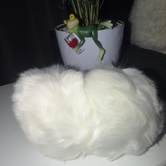 ADRIANA GRANDE Cozy Earmuffs In White - Picture 7 of 16